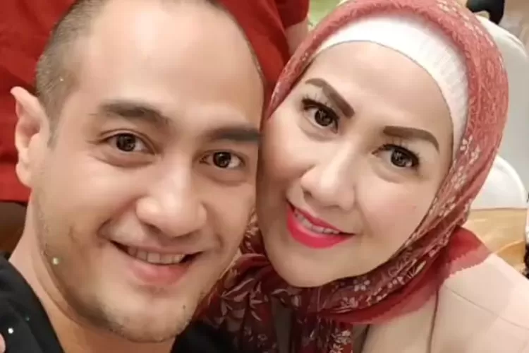  Artis Venna Melinda mengaku siap memaafkan perbuatan suaminya Ferry Irawan pasca melakukan KDRT pada dirinya. (Instagram/@ferryirawanreal)