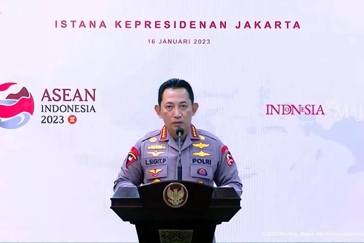Kapolri, Jenderal Pol Listyo Sigit Prabowo saat konferensi Pers terkait kerusuhan di Sulawesi Tengah  (Sekretarian Presiden)