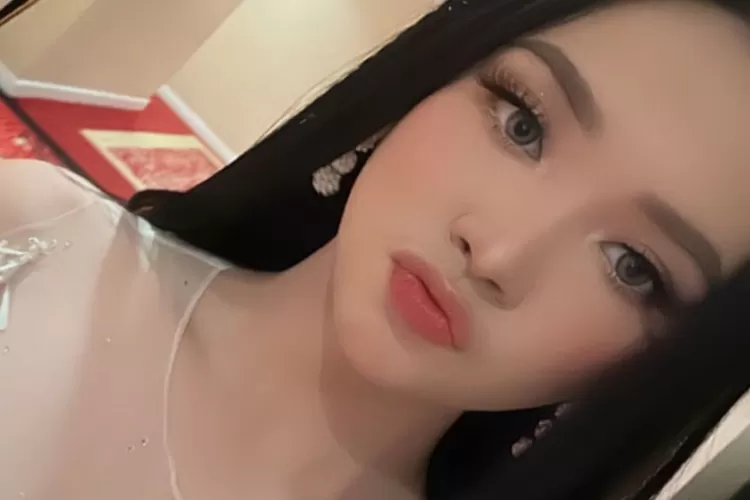 Meskipun Jatuh Sakit, Lyodra Tetap Manggung Demi Bertemu dengan Penggemarnya (Gorajuara.com/dok: Instagram @lyodraofficial)