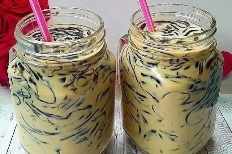 Resep Es Lumut Cincau Anti Ribet: Segar, Creamy, Cocok Jadi Takjil Buka Puasa Ramadhan