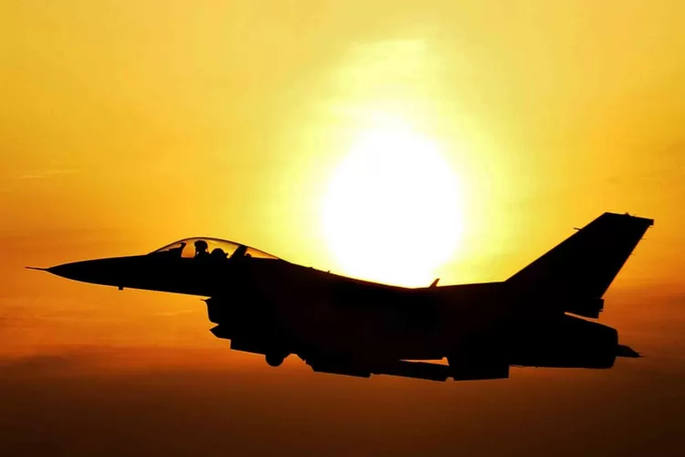 Ilustrasi pesawat jet. Belanda pertimbangkan pasok jet tempur untuk bantu Ukraina. 