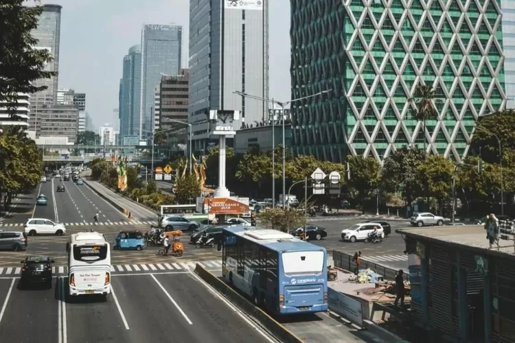 Ilustrasi / Meski hanya sebatas rencana, penerapan ERP di DKI Jakarta banyak menuai pro kontra. (Instagram @spills.id))