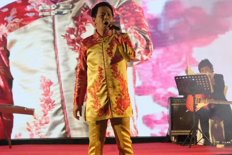 Perayaan Malam Tahun Baru Imlek yang Digelar Harris &amp; Pop Hotels Festival Citykink Bandung Dimeriahkan oleh Delon. (dok.Harris &amp; Pop Hotels)