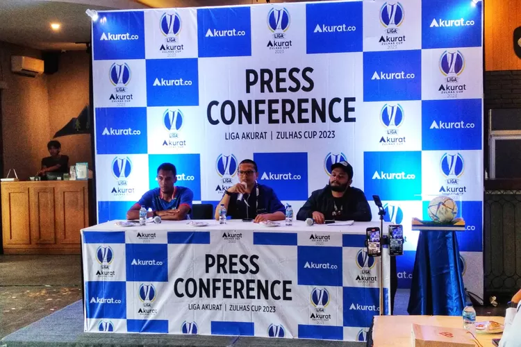 Jumpa pers Zulhas Cup, turnamen sepak bola antar kecamatan di Jawa Tengah.  (Ayosemarang.com/ Audrian Firhannusa)