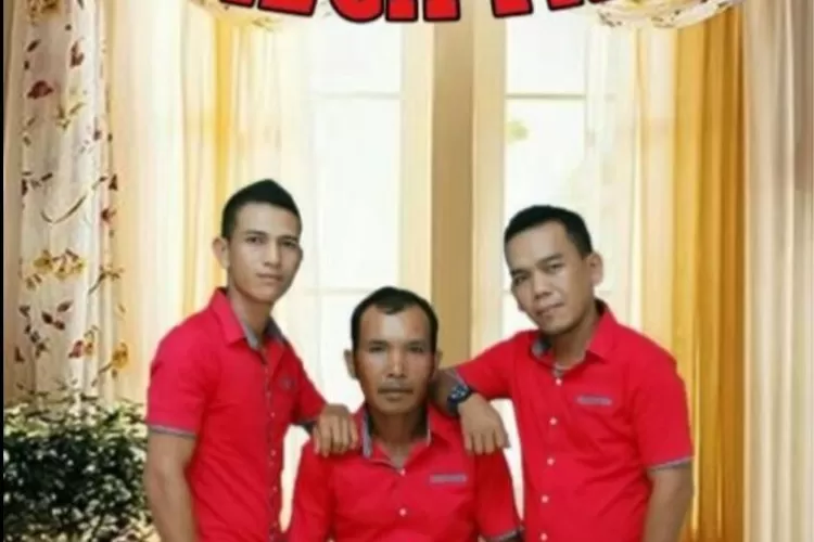 Omega Trio salah satu vocal group Batak yang cukup terkenal