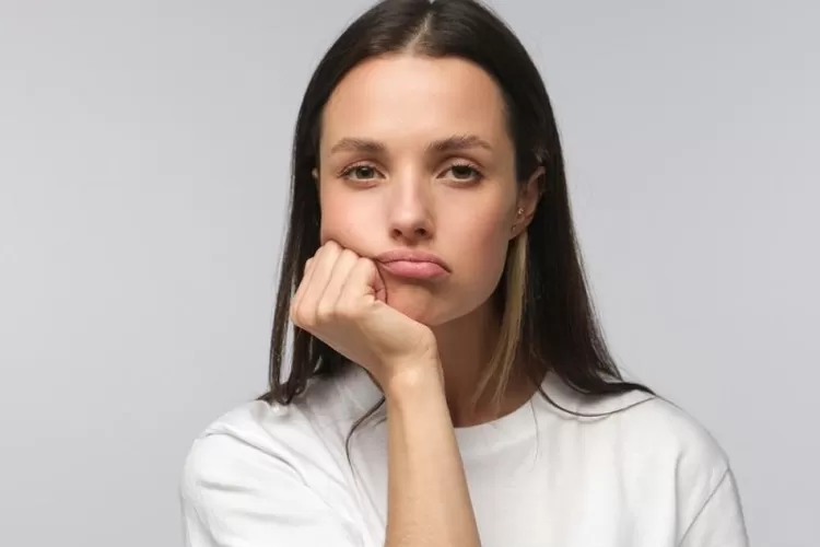 PENYEBAB CEWEK SUKA BAD MOOD, Penyebab Nomor 3 Bikin Cowok Pusing Kepalanya. /Pixabay