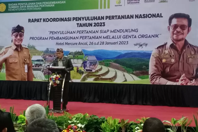 Kepala BPPSDMP Kementan Dedi Nursyamsi membuka Rakor Penyuluhan Pertanian Nasional Kamis (26/1/2023) (Syamsudin, SuaraKarya.id)