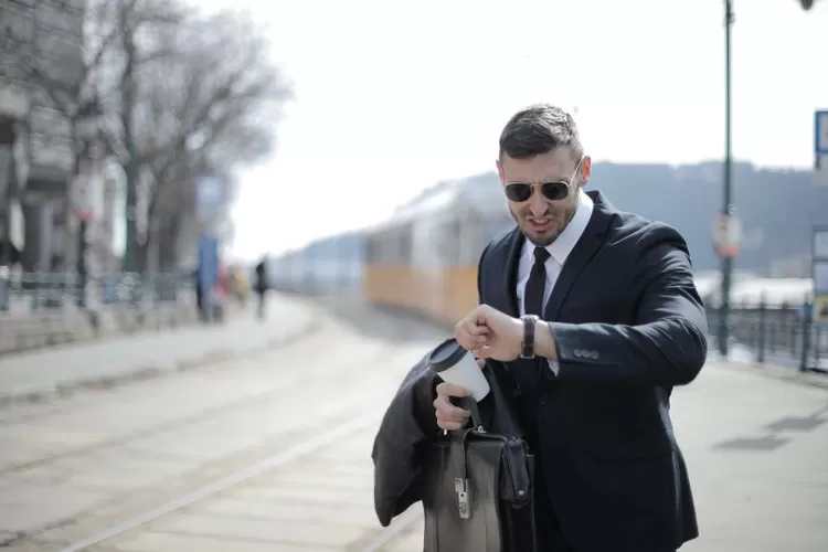 Ilustrasi tanda orang sukses (Pexels/ Andrea Piacquadio)