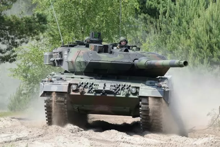 Tank tempur leopard (Rheinmetall)