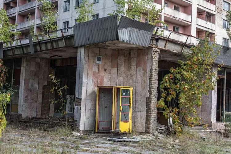  Ilustrasi serangan Ukraina ke Rusia. (Pixabay - Wendelin_Jacober)