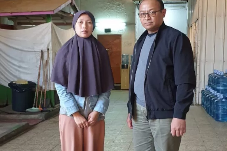 Siti Kurneisa (kiri) PMI yang viral minta tolong dipulangkan ke Tanah Air. 
