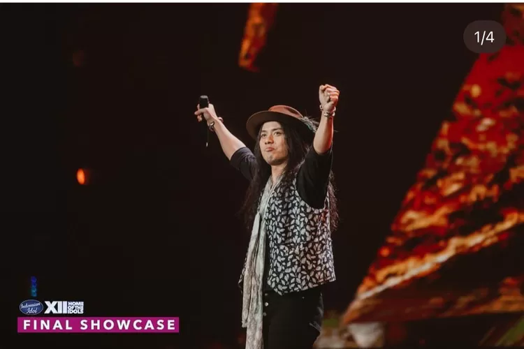 Penampilan Neyl Author boleh disejajarkan dengan almarhum Andy Liani atau penyanyi papas atas lainnya, seperti  Ang Hermansyah, Judica. Namun, dukungan voting pemirsa di Indoensia Idol tak seimbang  