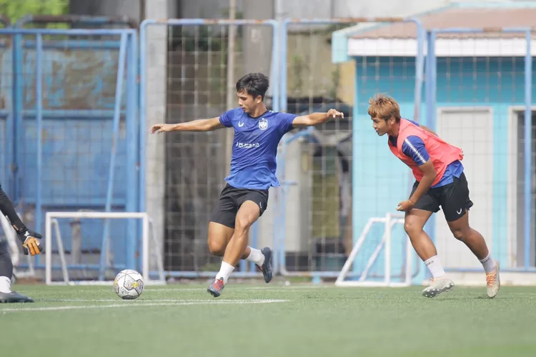 Salah seorang pemain baru PSIS Semarang Yudi Safrizal ketika mengikuti latihan. (PSIS)