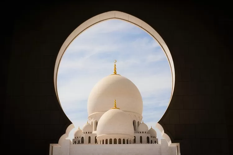 Ilustrasi masjid menyambut awal puasa Ramadhan 2023. Muhammadiyah umumkan ini (Pexels/Sam Rana)