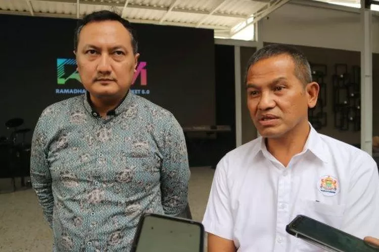 Siapkan untuk berbelanja tren fashion terbaru dan mendukung bisnis lokal di Ramadhan Fashion Market 5.0, yang didukung oleh Aluxs Multi Kreasindo dan IFAF berlokasi di Trans Convention Centre dari 13-16 April untuk pameran yang penuh warna dari 150 merek Indonesia, menampilkan fashion show. (dok. Ramadhan Fashion Market 5.0)