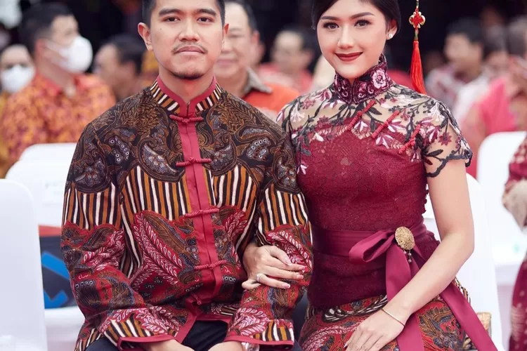 Potret Erina Gudono dan Kaesang Pangarep dalam Perayaan Imlek Nasional 2023 (Instagram @erinagudono)