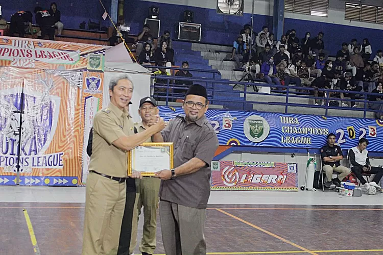 Wakil Wali Kota, Dedie dan Rektor UIKA Bogor, Prof Endin Mujahidin