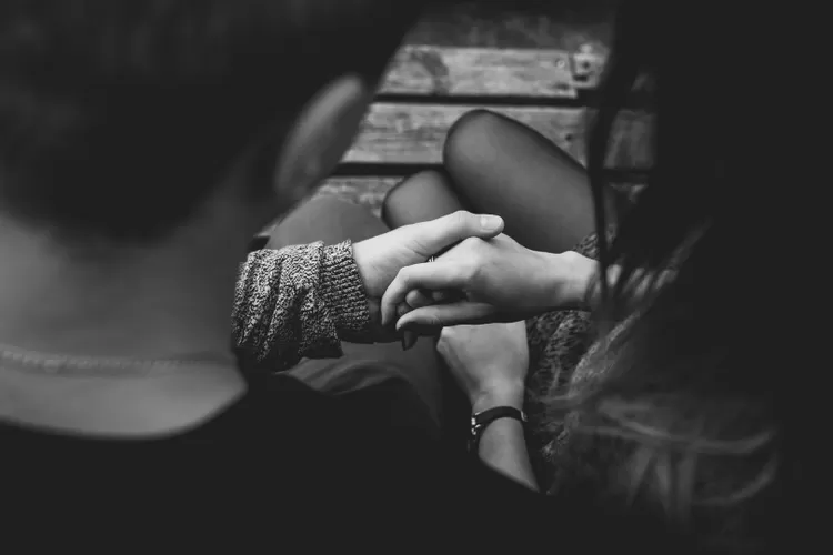 Ilustrasi tanda pria ingin diperhatikan wanita (Pexels/Pixabay)