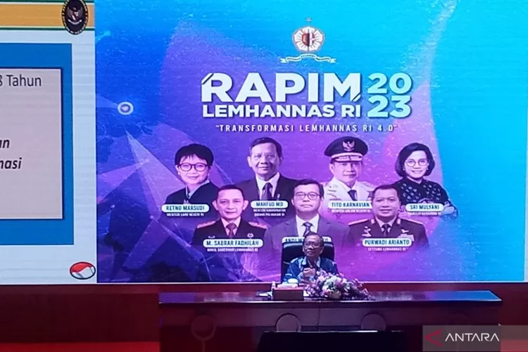 Menkopolhukam hadiri rapim  Penyampaian Arah Kebijakan Lembaga Ketahanan Nasional (Lemhannas) RI Tahun Anggaran 2023 bertajuk 'Transformasi Lemhannas RI 4.0' di Gedung Pancagatra Lemhannas RI, Jakarta, Rabu (1/2/2023)