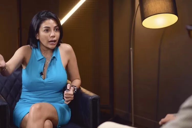 Nikita Mirzani sebut Bunda Corla seorang transgender (Channel youtube Onadio Leonardo)