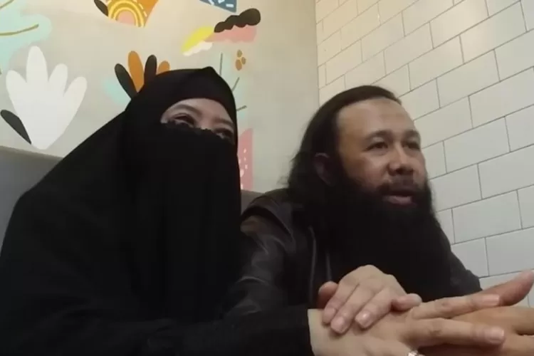 Profil Reza Abdul Jabbar suami baru Peggy Melati Sukma. Foto/Instagram (Foto/Instagram)