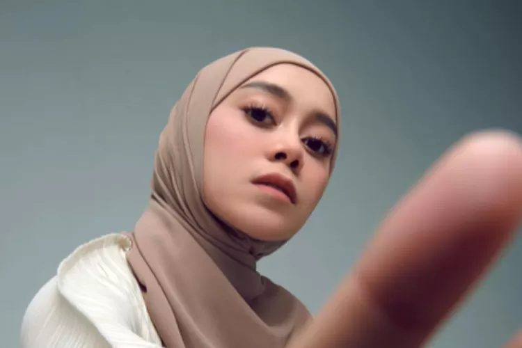 Lesti diisukan lepas hijab. Foto/Instagram (Foto/Instagram)