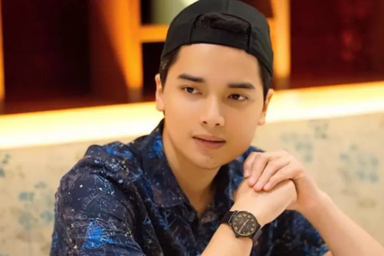 Alvin Faiz sindir Larissa Chou. Foto/Instagram ( Foto/Instagram)