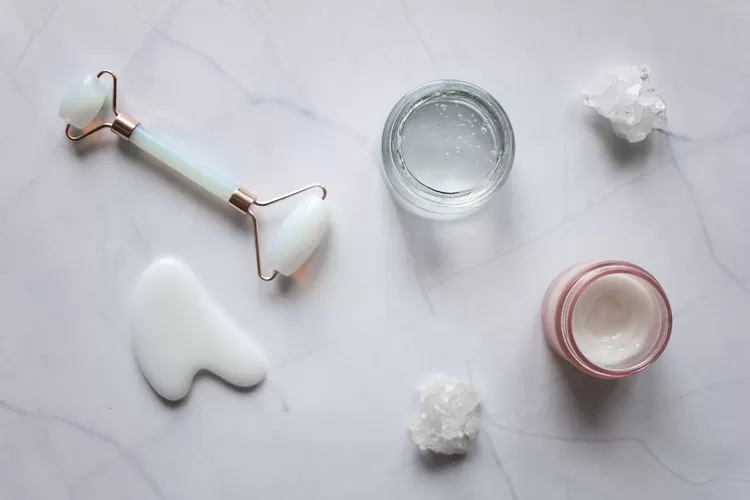 Ilustrasi rekomendasi produk moisturizer dengan 7 jenis ceramides (Monstera by Pexels)