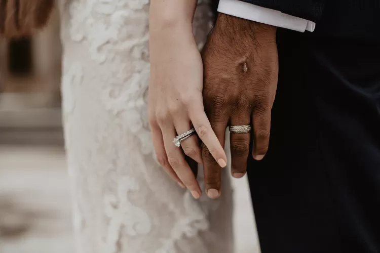 Ilustrasi tanda wanita ingin dinikahi, pria jangan sampai salah tangkap sinyal yang diberikan (Pexels/Emma Bauso)