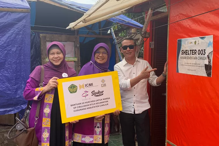 Peresmian penggunaan hunian sementara (Huntara) kepada masyarakat RT 01/04, Kampung Cibulakan, Kecamatan Cugunang, Kabupaten Cianjur.