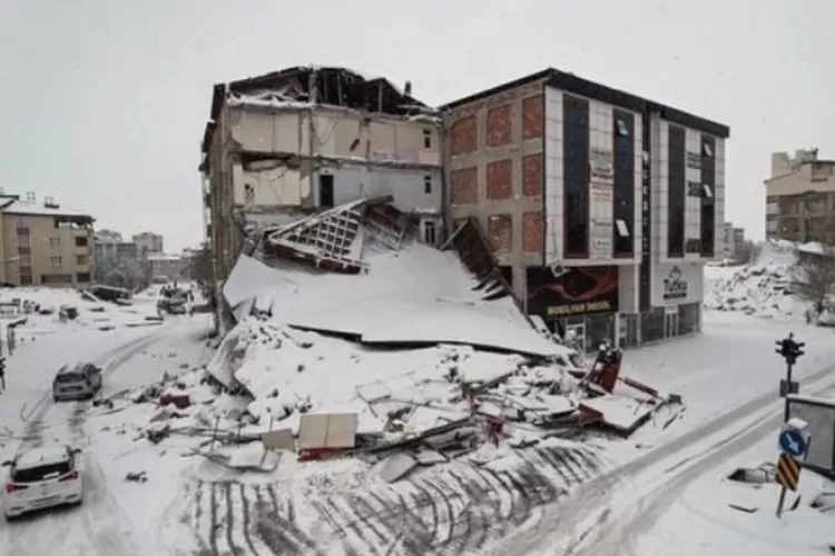 Salah satu reruntuhan Gempa Turki, bantuan dari Indonesia akan dikirimkan. (Instagram @turkey_earthquake2023)