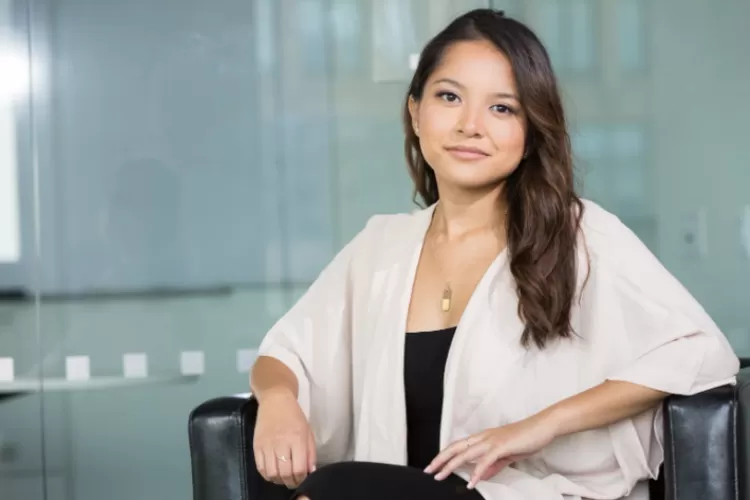 Ilustrasi perempuan berkualitas (pexel/ @divinetechygirl)