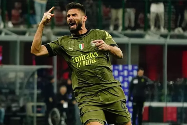 Pemain AC Milan Olivier Giroud melakukan selebrasi usai mencetak gol ke gawang Torino pada lanjutan Serie A Italia. (Instagram @acmilan)