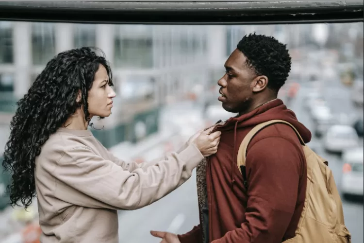 Ilustrasi cewek marah (pexel/keira-burton)