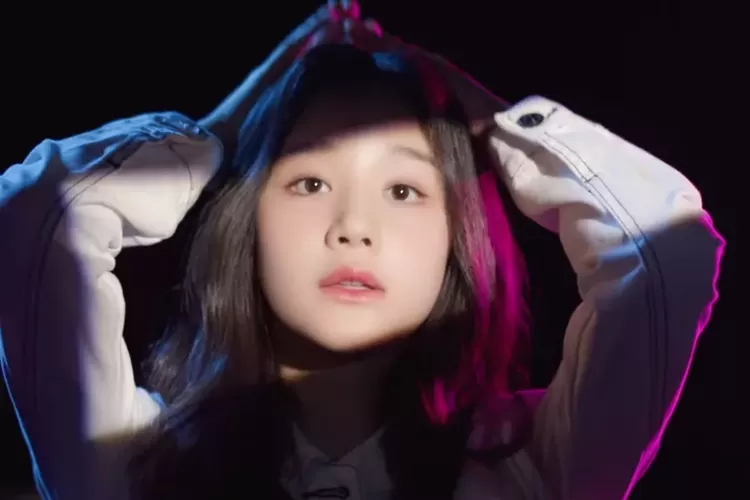 Video perkenalan Pharita BABYMONSTER. (Sumber: Kanal YouTube YG Entertainment)