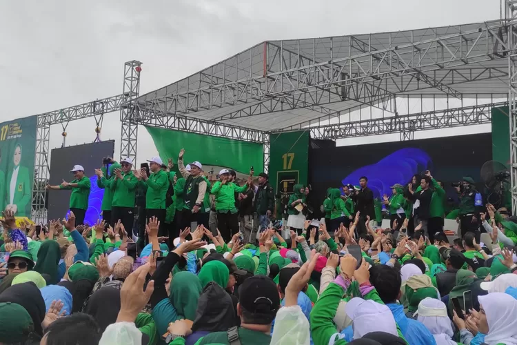 DPD PPP Kabupaten Bogor Hadirkan Kemeriahan Saat Pelaksanaa Harlah Emas PPP Ke-50 Di Gor Pakansari (Achmad Mubin)