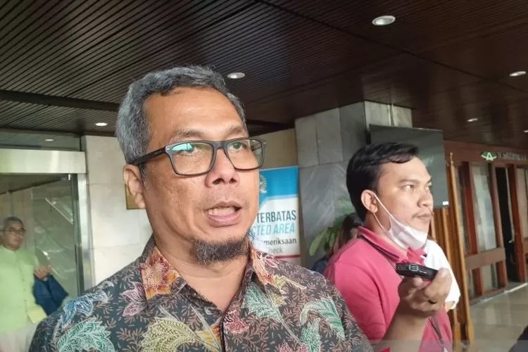 Direktur Jenderal Informasi dan Komunikasi Publik Kementerian Komunikasi dan Informatika Usman Kansong saat wawancara cegat di Gedung Nusantara II Kompleks DPR/MPR, Senayan, Jakarta, Senin (13/2/2023)  (ANTARA/Fathur Rochman)