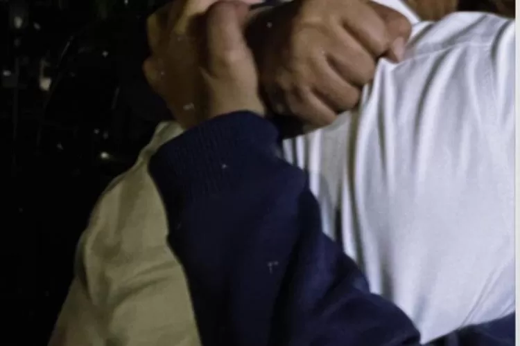 Status Instagram outri Sambo yang menulis iloveuboth mendapat banyak komentar meskipun diyakini statusnya 