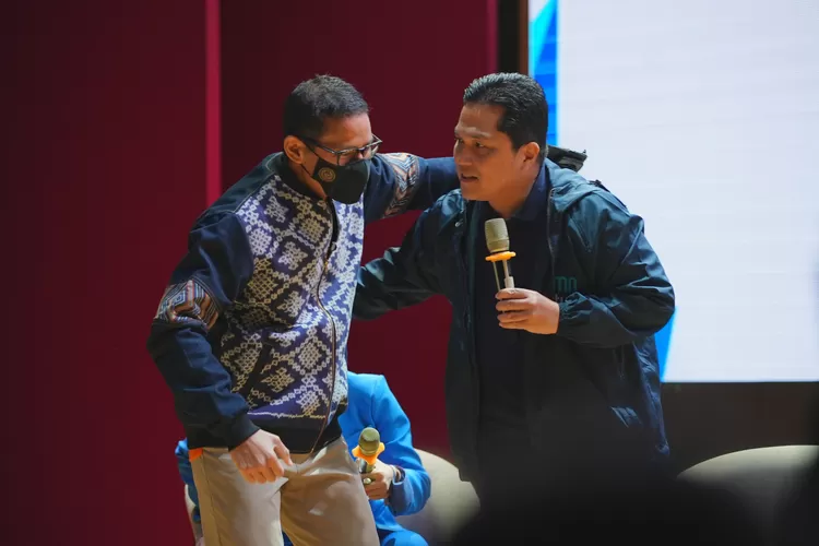Acara peresmian Jaringan Pemred Promedia oleh Promedia Teknologi Indonesia dihadiri langsung Menteri BUMN Erick Thohir, Menparekraf Sandiaga Uno, Wakil Menteri Perdagangan Jerry Sambuaga, dan Ketua Komisi Hubungan Antar Lembaga dan Luar Negeri Dewan Pers Periode 2019-2022, Agus Sudibyo. (Foto: Tim Bisnis Promedia)