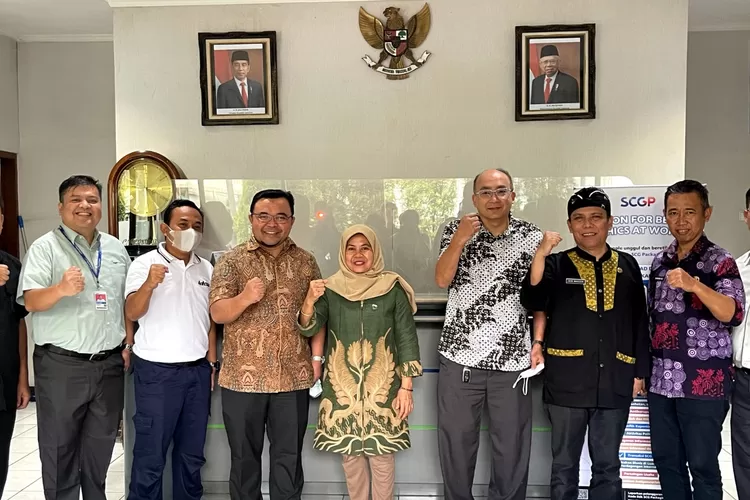 Fajar Paper terima kunjungan DPRD Provinsi Jawa Barat , apresiasi Koperasi Karyawan Surya Abadi. (FOTO: Humas Fajar Paper)