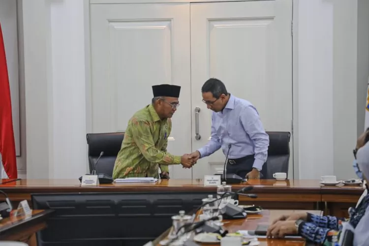 Pj Gubernur DKI Jakarta Heru Budi Hartono menerima  Menteri   Koordinator Bidang Pembangunan Manusia dan Kebudayaan (Menko PMK), Muhadjir Effendy.