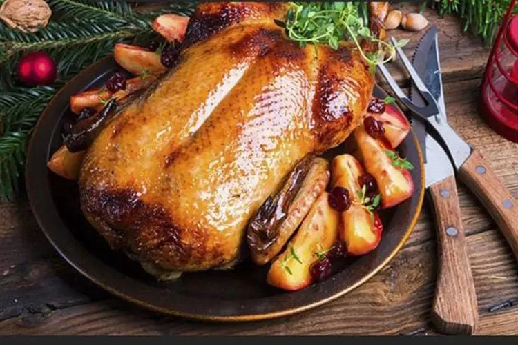 Daging angsa, satu dari 5 jenis daging penyebab asam urat tinggi. (instagram @podomorofeedmil)