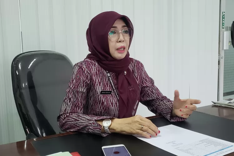 Fungsi Mesin Anjungan Dukcapil Mandiri Pontianak, Erma Suryani: Membaca ...