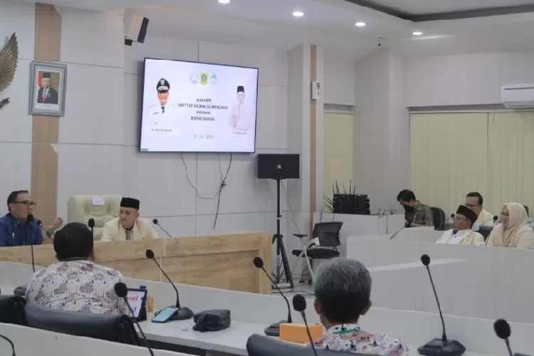 Kunjungan Rektor INAIS Bogor disambut PLT Bupati Bogor. (Rajab/Bogor Times)