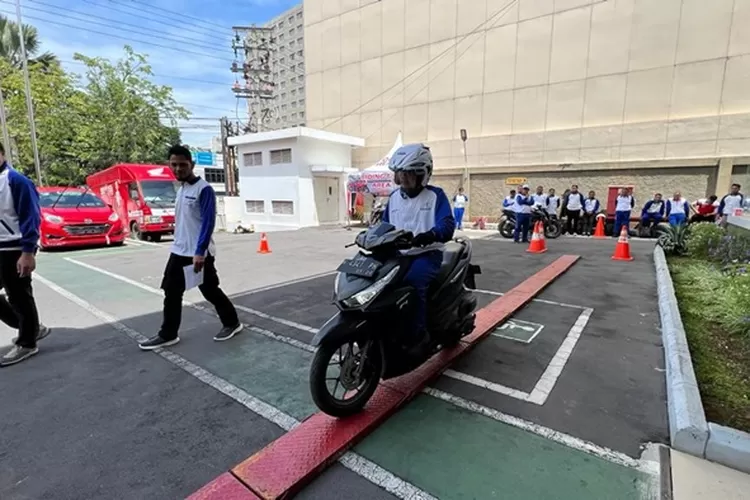 Honda Jateng Siapkan Guru-Guru SMK untuk Ajar Muridnya Safety Riding