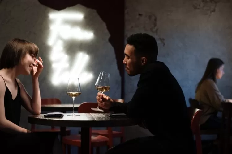 Ilustrasi hal yang disukai pria dari wanita (Pexels/Cottonbro Studio)