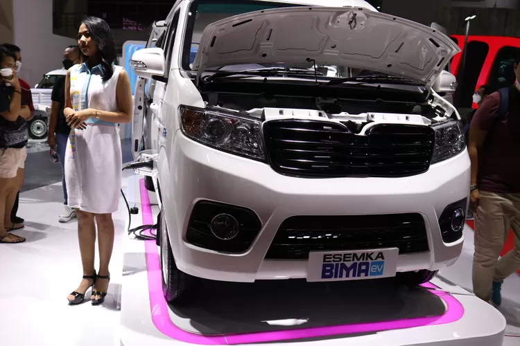 Mobil Listrik Bima EV di IIMS 2023 (AyoBogor.com/Diva Inggar Sabilillah)