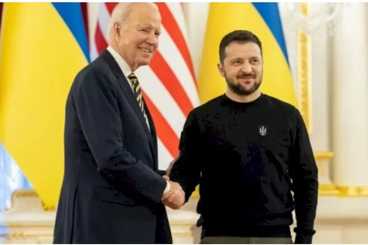 Presiden AS, Joe Biden berkunjung ke Ukraina untuk menegaskan dukungan penuh AS dan negara-negara NATO bagi Ukraina dalam menghadapi Rusia