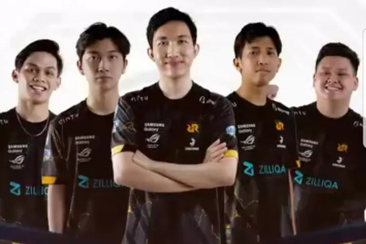 Berikut daftar nama, umur, dan asal, pemain RRQ terbaru 2023. (Instagram/@teamrrq)