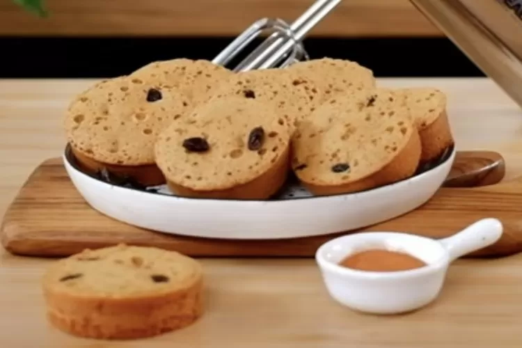 Resep bolu spekuk mini untuk takjil buka puasa Ramadhan 2023 (YouTube Lis Achmady)